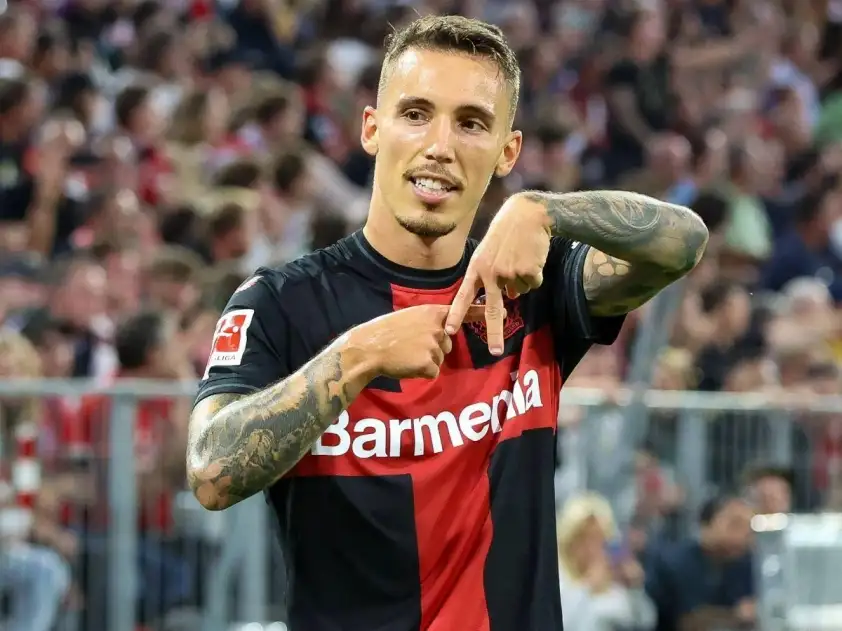 Copenhagen vs Bayer Leverkusen: Khách lấn át chủ tại Parken 2 Grimaldo vừa lập cú đúp sút phạt ấn tượng vào lưới Frankfurt