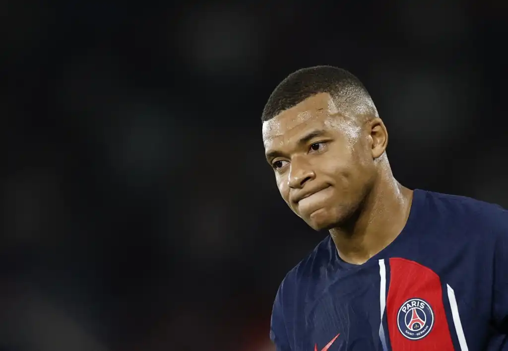 Kylian Mbappé – Thần đồng nước Pháp 2 Sự khởi đầu ấn tượng của một tài năng trẻ tại AS Monaco