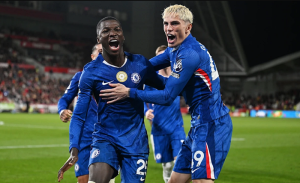 Chelsea còn nhiều cơ hội đua vô địch Ngoại hạng Anh.